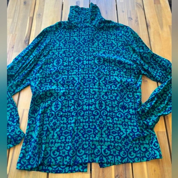 Dana Buchman Vintage Womens Green and Navy Patterned 100% Silk Top Size 14 - Picture 1 of 3